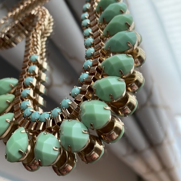 Charming Charlie statement necklace - Picture 2 of 4